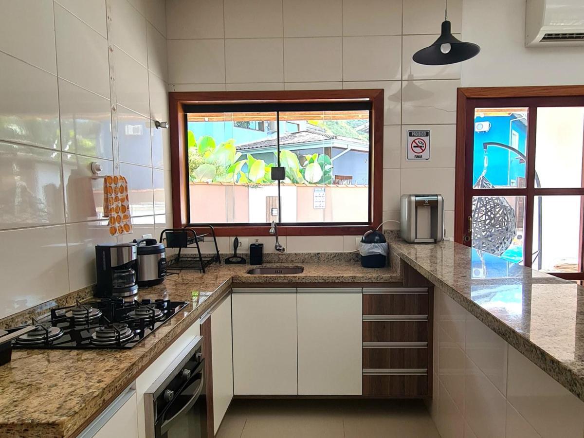 Linda Casa Em Ubatuba Condominio Fechado ภายนอก รูปภาพ